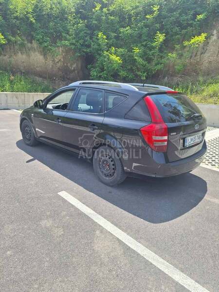 Kia cee`d sw 