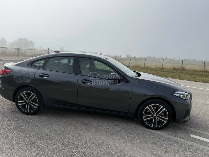 BMW 218 NOV