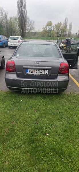 Toyota Avensis 1.8