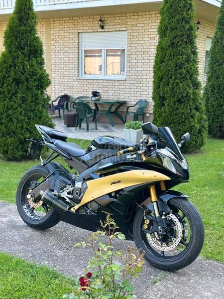 Yamaha R6