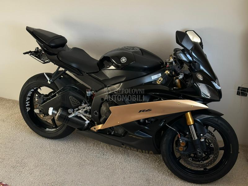 Yamaha R6