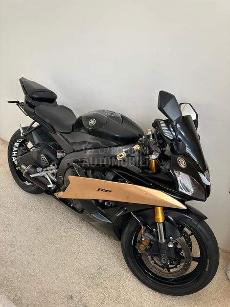 Yamaha R6