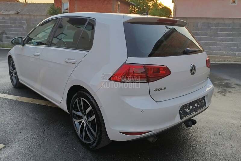Volkswagen Golf 7 DSG/F1 PERLA/HIGHL