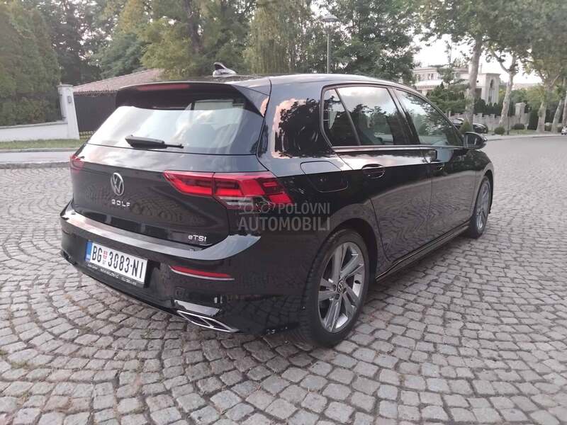 Volkswagen Golf 8 R Line eTSI