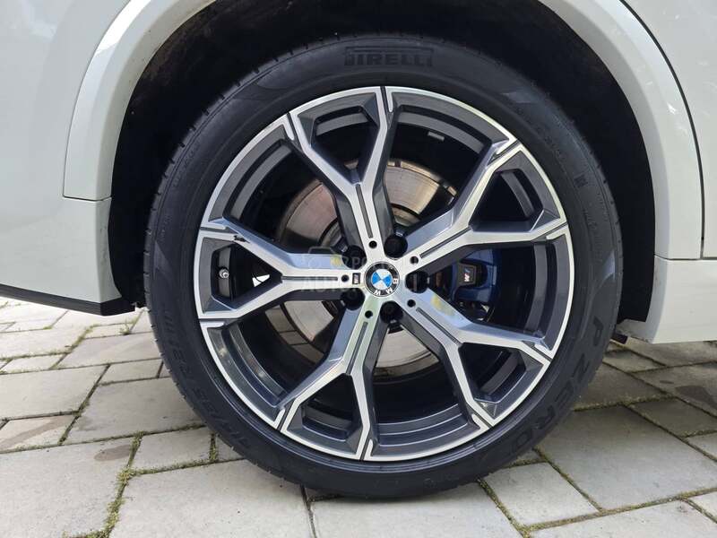 BMW X5 45e xDrive M paket