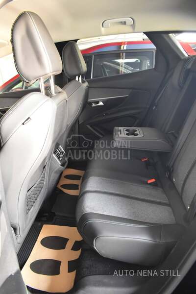 Peugeot 3008 1.2 Allure Pack AT