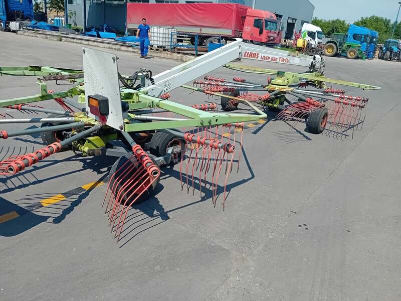 Claas Liner 650 twin
