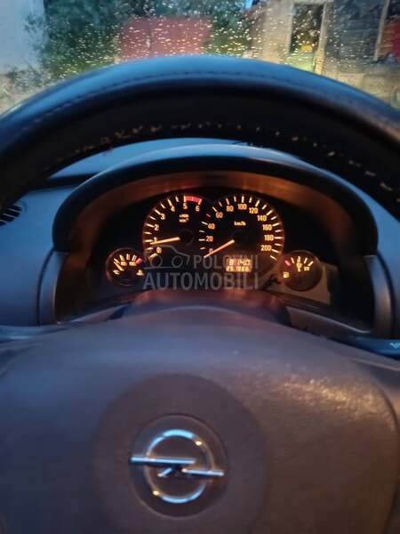 Opel Corsa C 17