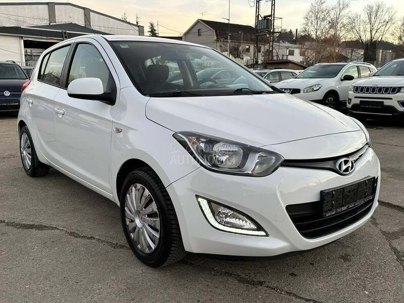 Hyundai i20 1.2 ITHINK TNG