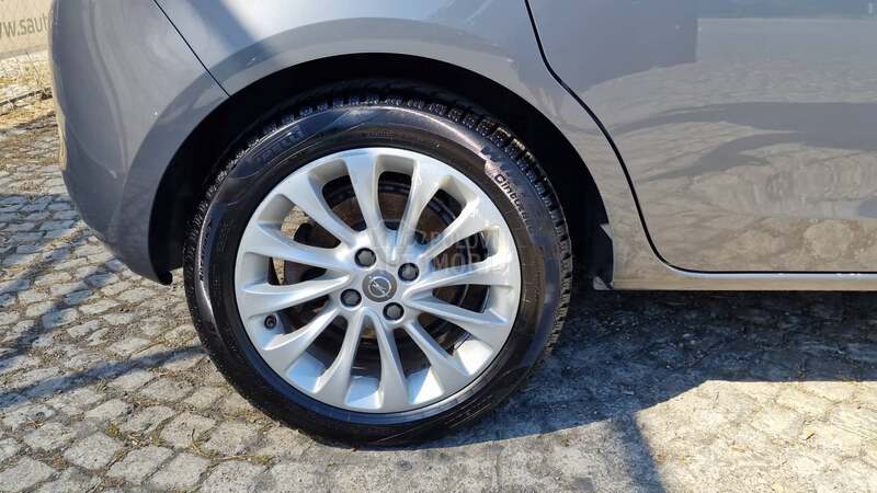 Opel Corsa E 