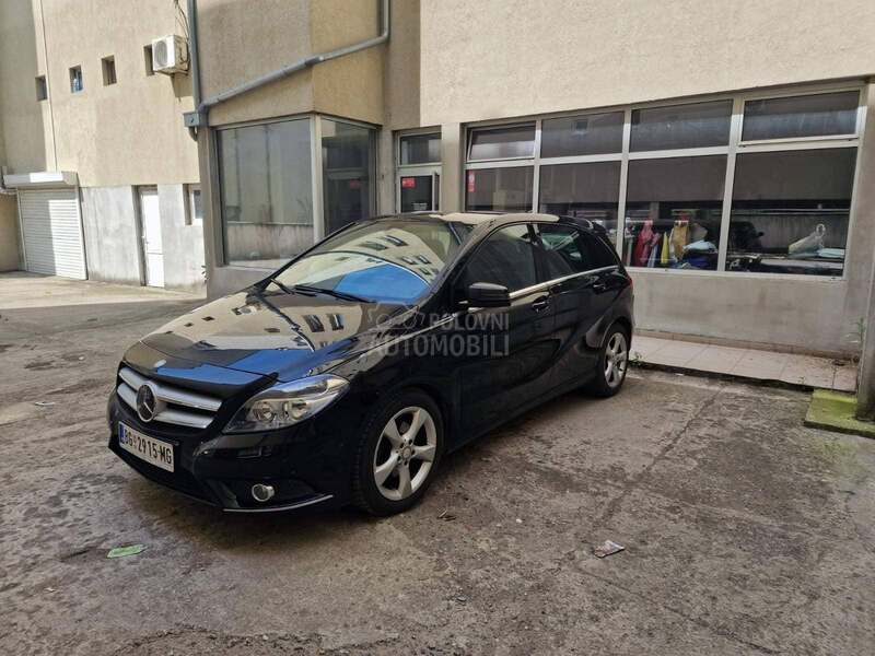 Mercedes Benz B 180 1.6 popust