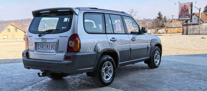 Hyundai Terracan 