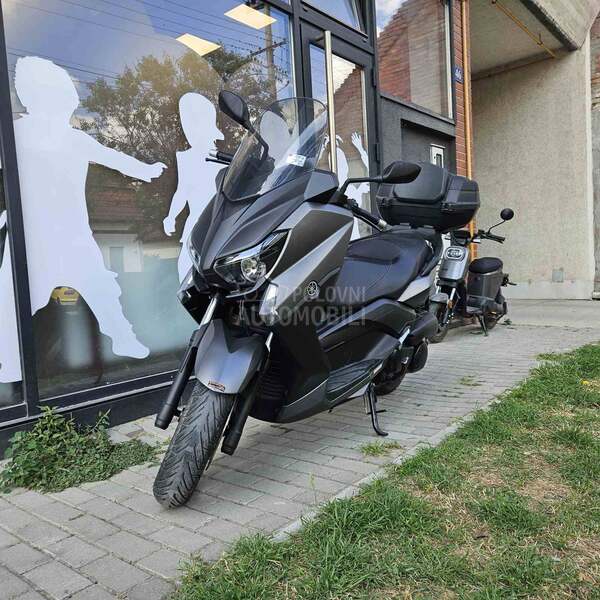 Yamaha XMAX
