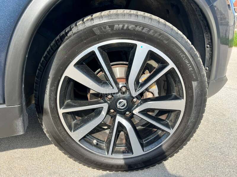 Nissan X-Trail TEKNA kam/pano/nav