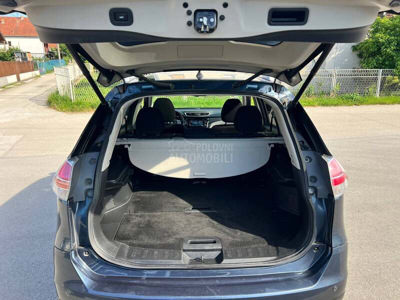 Nissan X-Trail TEKNA kam/pano/nav