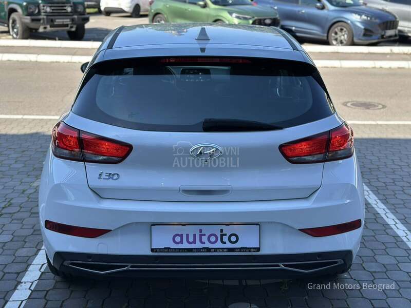 Hyundai i30 1.5 DPI STYLE A