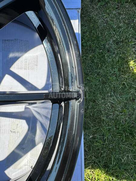 Aluminijumske felne Motec 19" 5 x 112