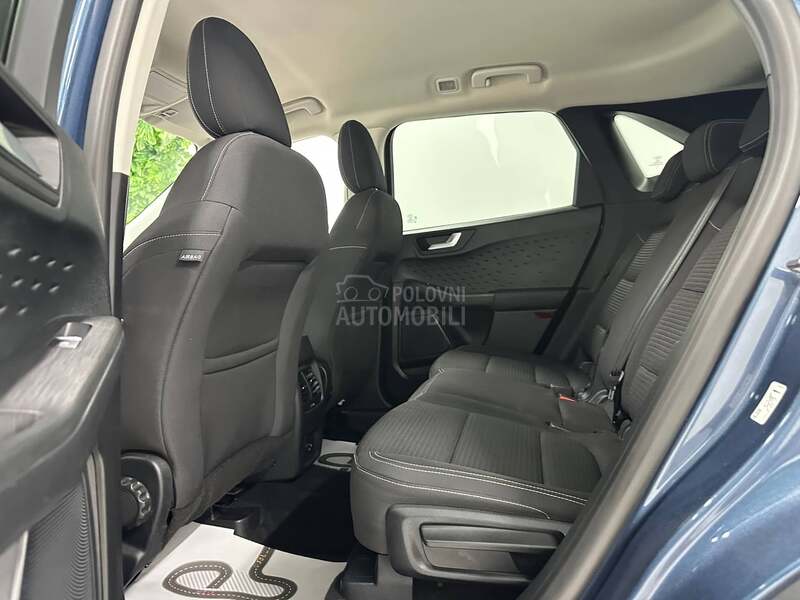 Ford Kuga 1.5 TDCI TITAN AUT