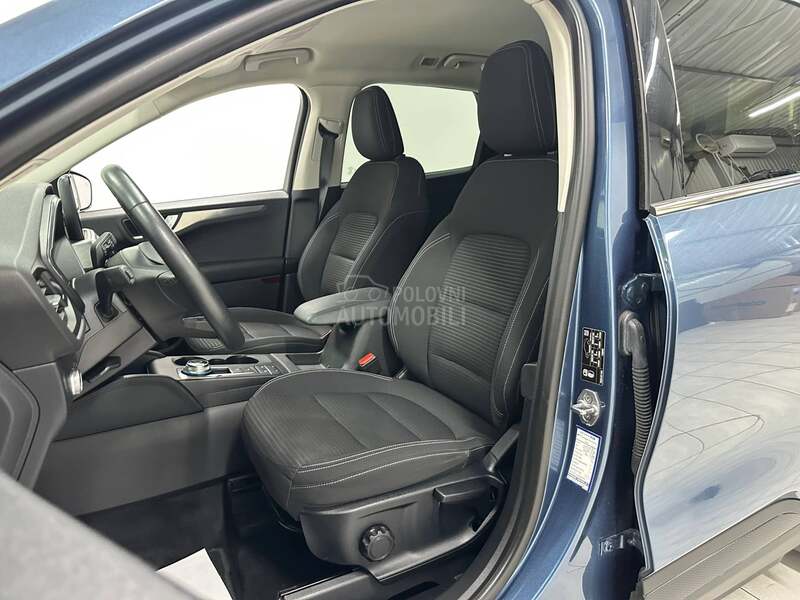 Ford Kuga 1.5 TDCI TITAN AUT
