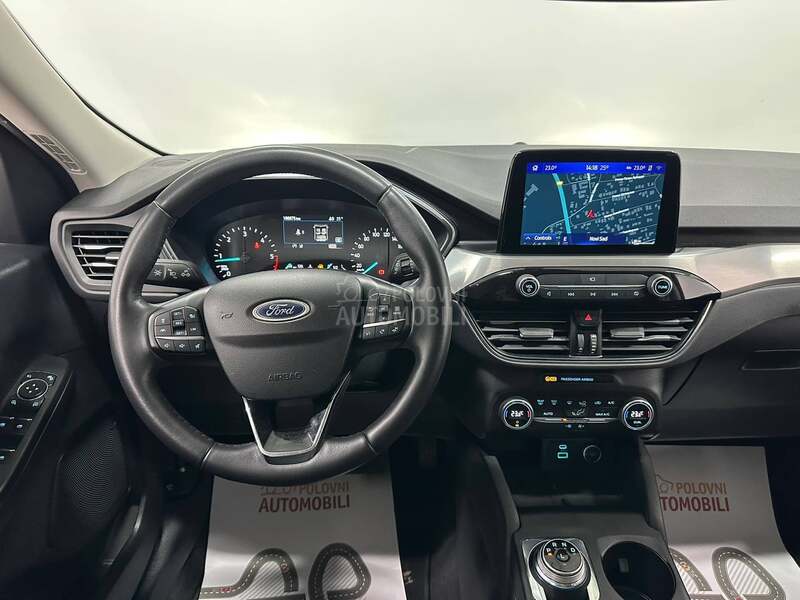 Ford Kuga 1.5 TDCI TITAN AUT