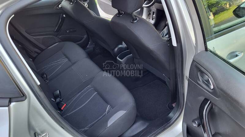 Peugeot 208 1.2 PURETECH