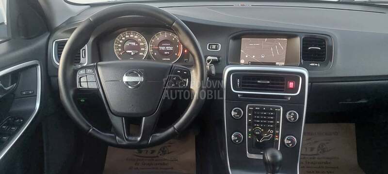 Volvo V60 2.0 D3