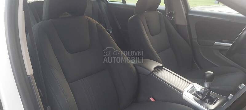 Volvo V60 2.0 D3