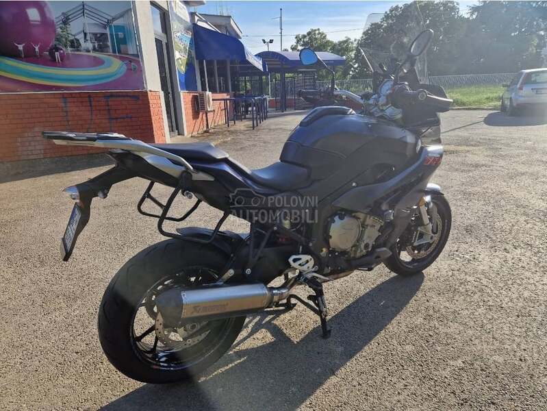 BMW S1000XR