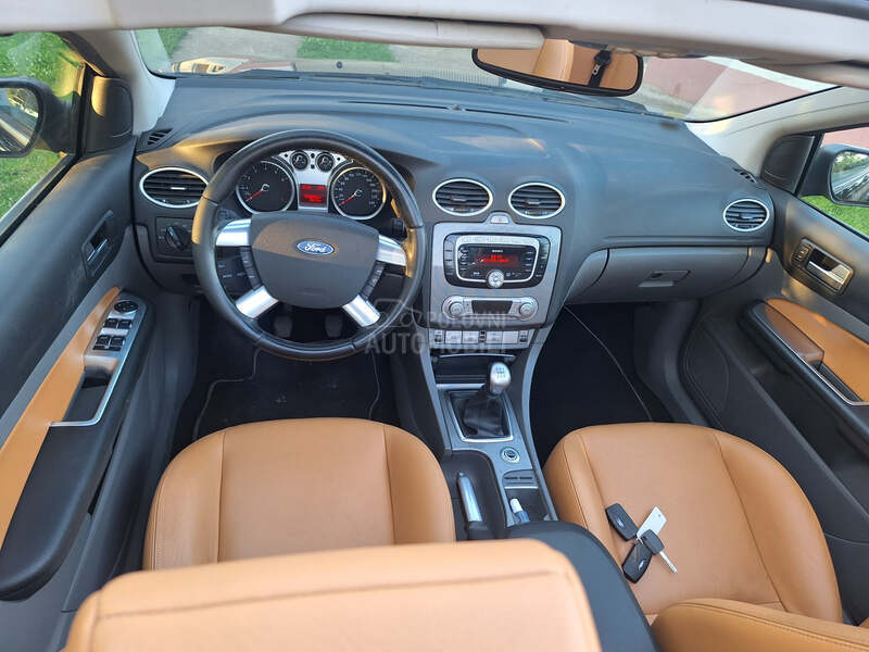 Ford Focus 2.0 b enz KOŽA