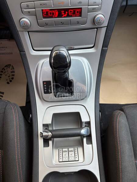 Ford S-Max 2.0 TDCi 7 Sedista