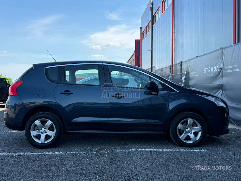 Peugeot 3008 1.6 E HDI NAVY