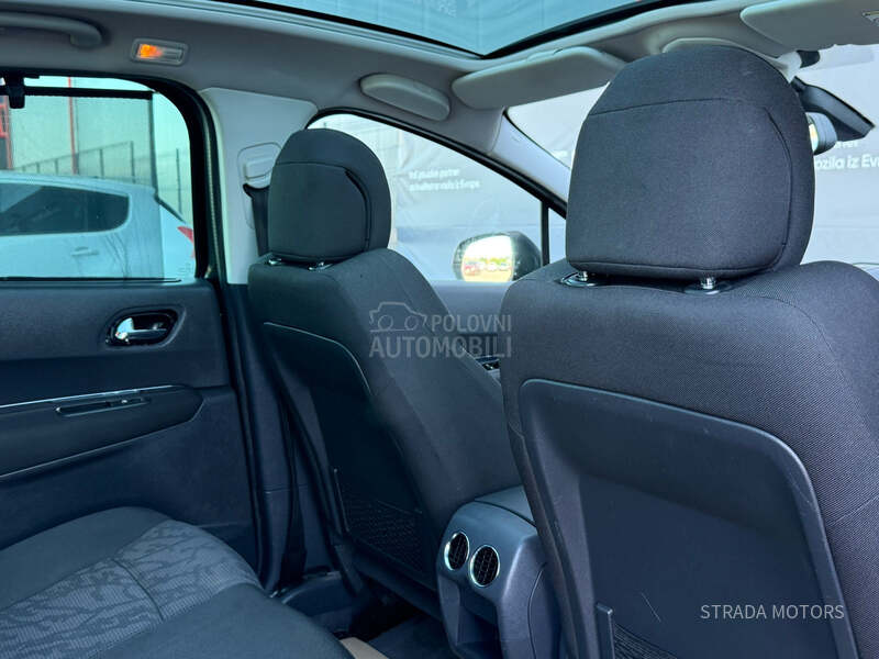 Peugeot 3008 1.6 HDI ALLURE