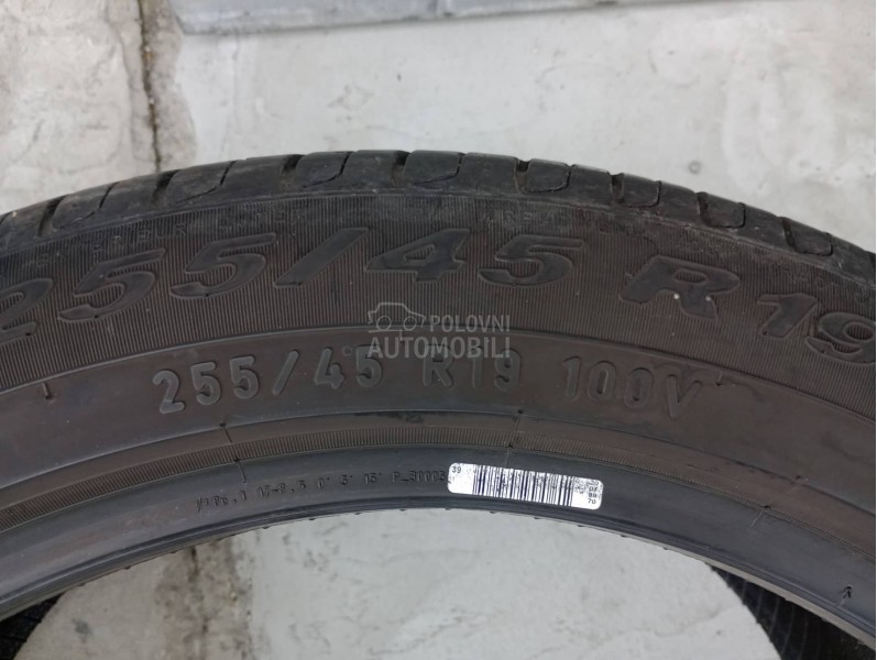 Pirelli 255/45 R19 Letnja