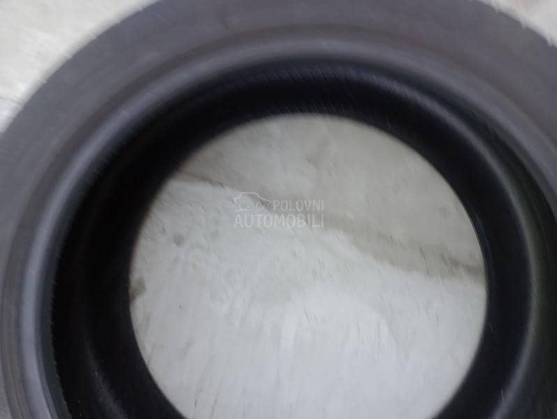 Pirelli 255/45 R19 Letnja
