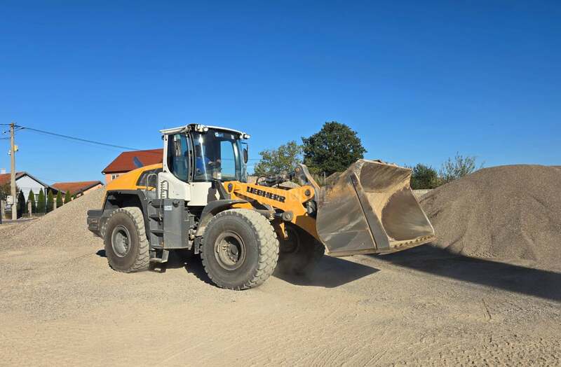 Liebherr L556
