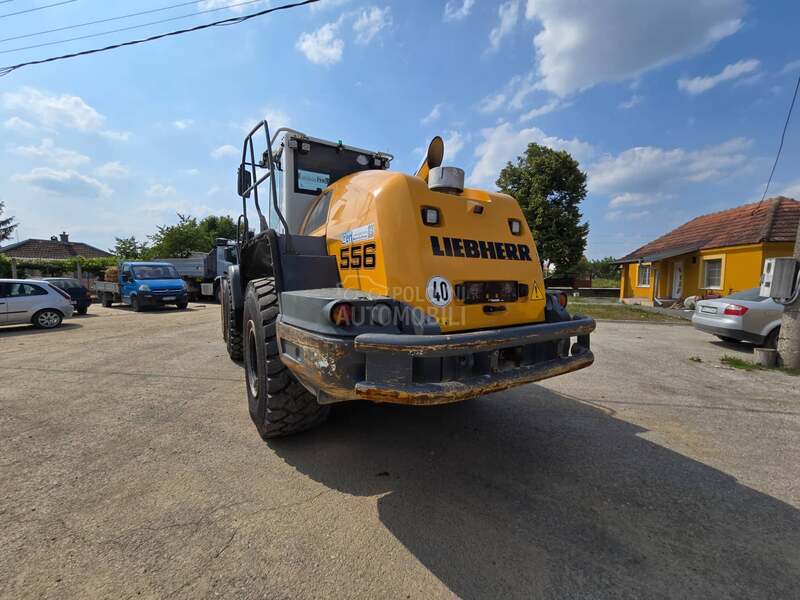 Liebherr L556