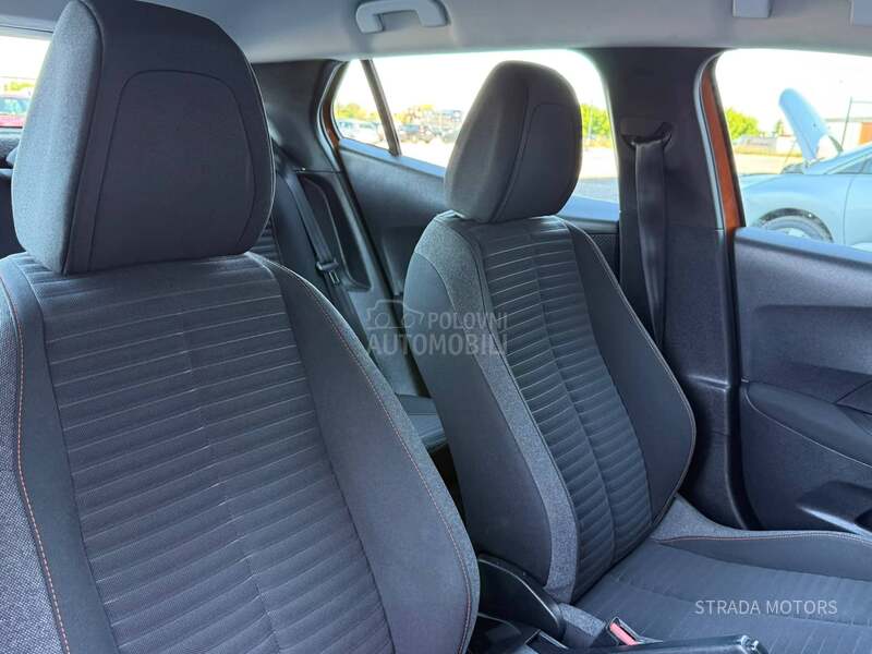 Peugeot 2008 NAVY ALLURE