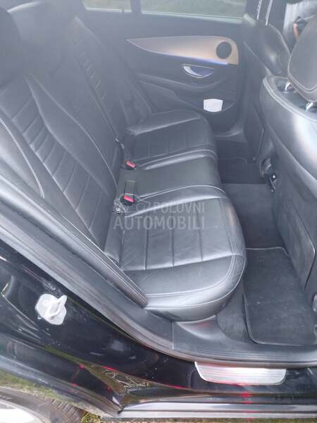 Mercedes Benz E 220 2,0
