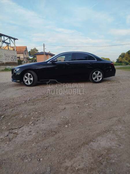 Mercedes Benz E 220 2,0