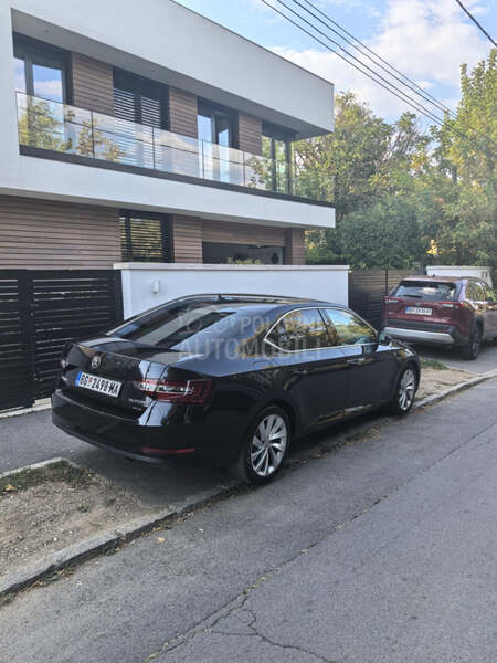 Škoda Superb 2.0 TDI 4x4 190 DSG