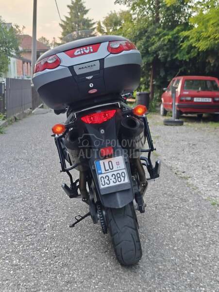 Suzuki V strom