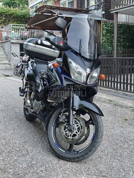 Suzuki V strom