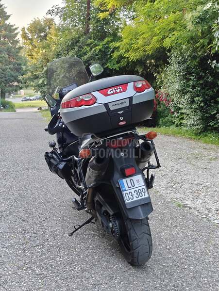 Suzuki V strom