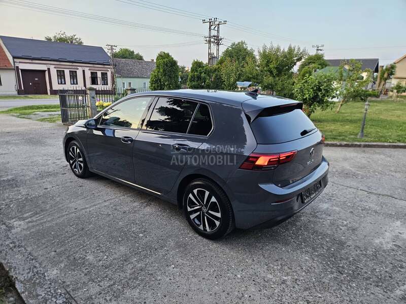Volkswagen Golf 8 2.0 DSG UNITED