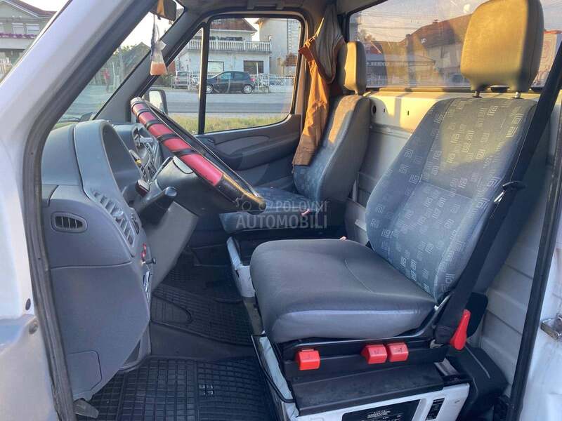 Mercedes Benz 616