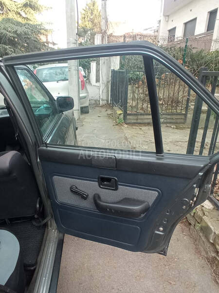 BMW 520 B20i