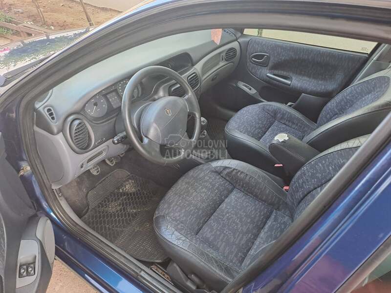 Renault Megane 1.6 16v