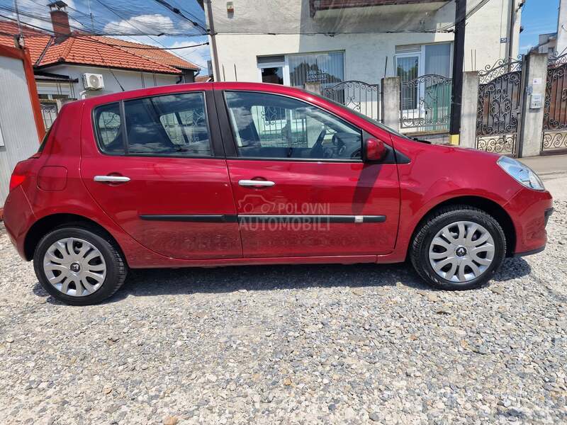 Renault Clio 1.2 97700