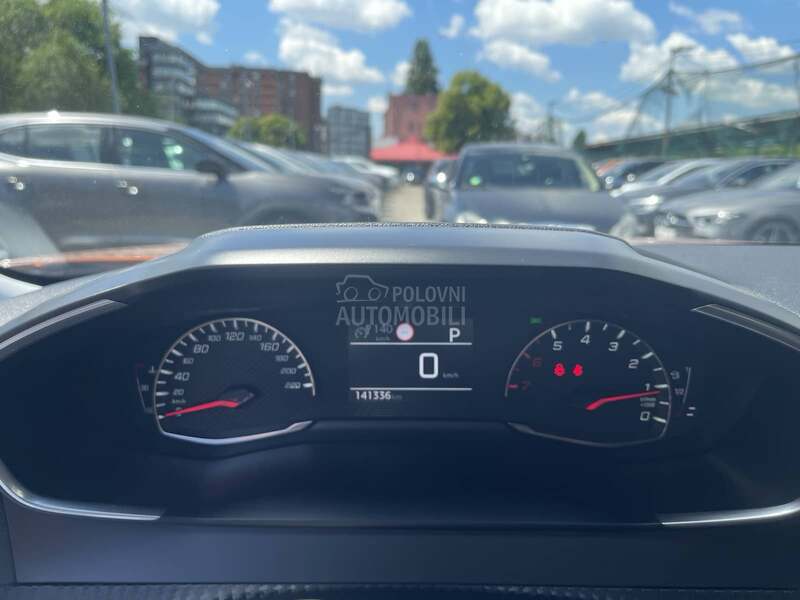 Peugeot 2008 1.2 B Autom