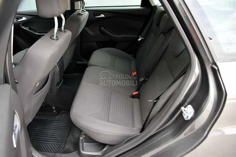 Ford Focus 1.0 /TITANIUM/N0V